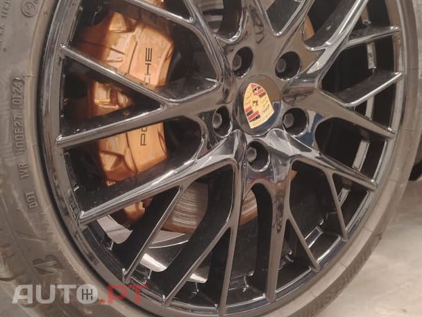 Porsche Panamera 4 E-Hybrid