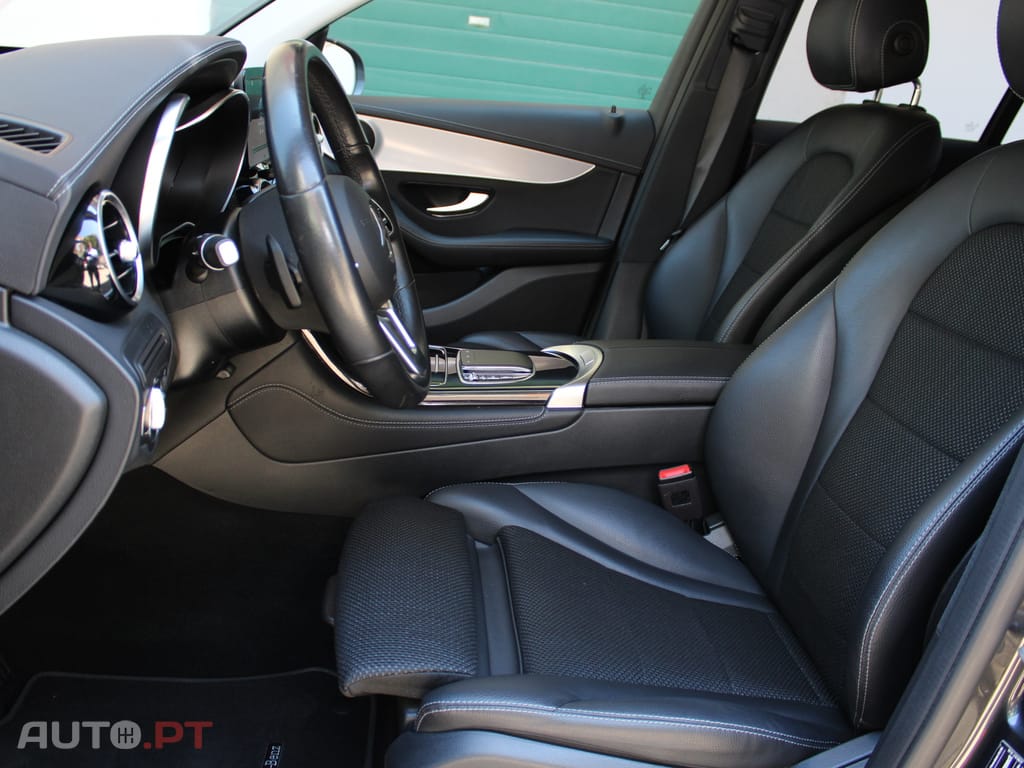 Mercedes-Benz GLC 300 e 4MATIC