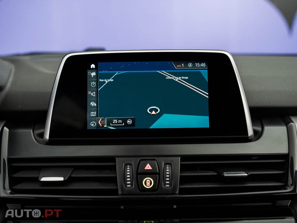 BMW 216 d Auto
