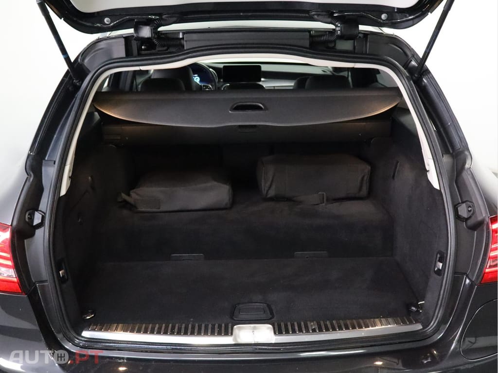 Mercedes-Benz C 300 de Avantgarde