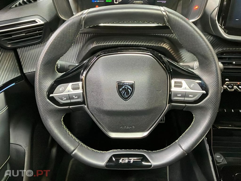Peugeot E-2008 50 kWh GT