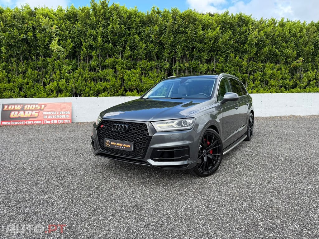 Audi Q7 3.0 TDI quattro tiptronic 7L