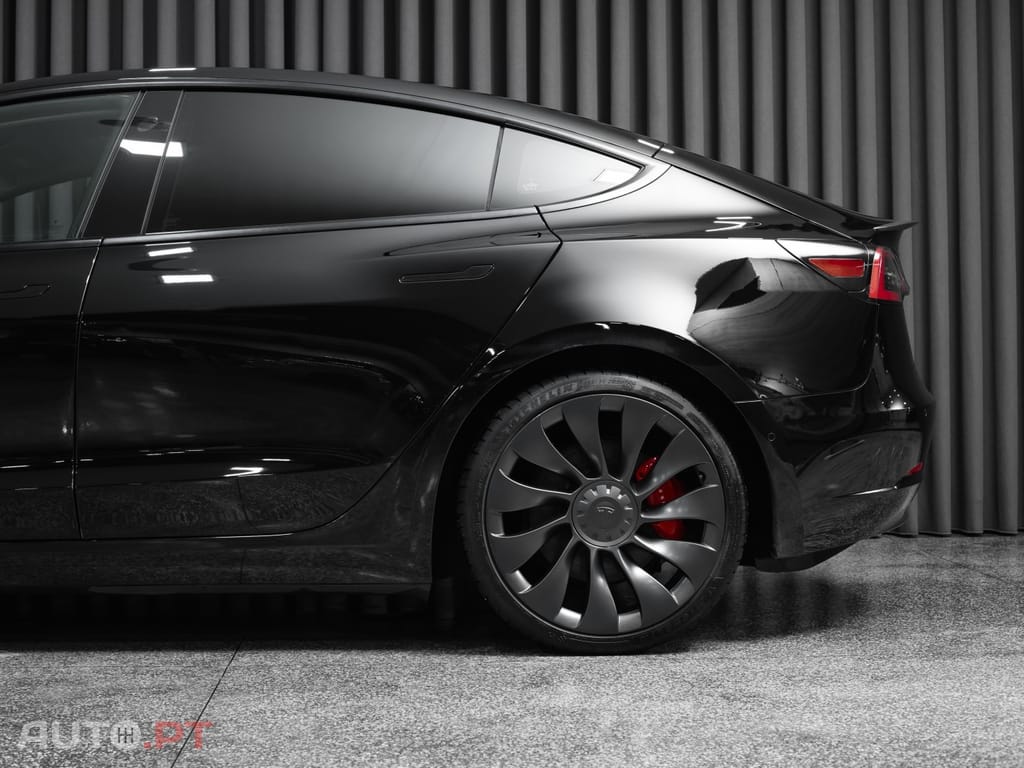 Tesla Model 3 Performance Dual Motor AWD