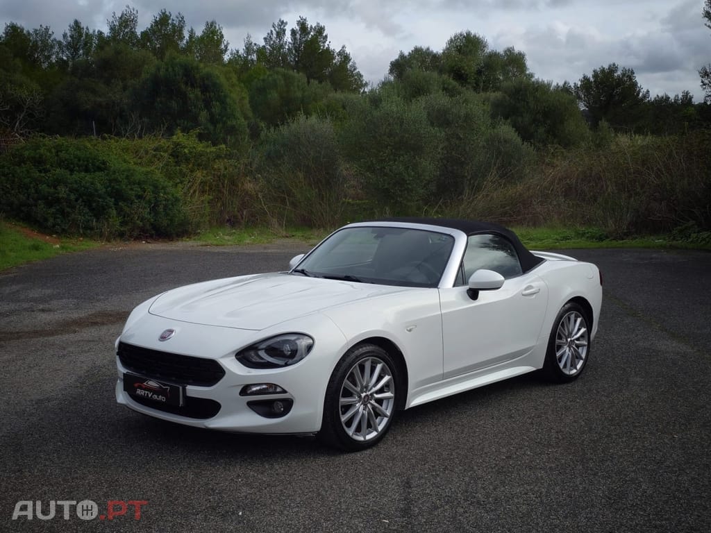Fiat 124 Spider 1.4 MultiAir Turbo Lusso