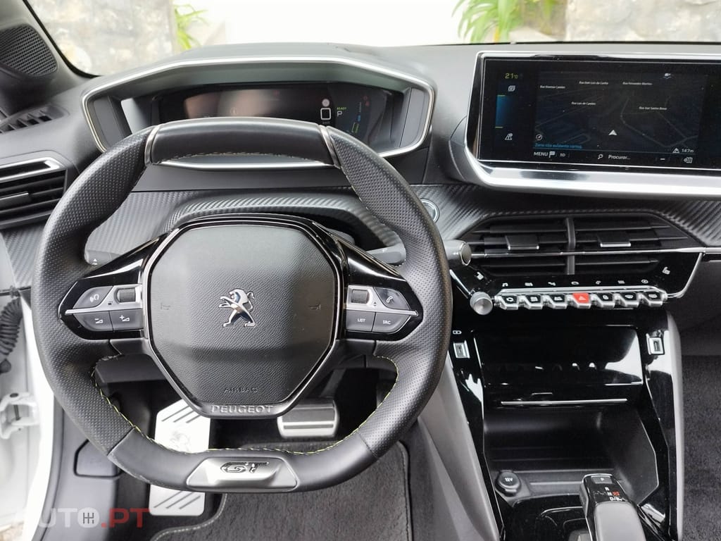 Peugeot E-208 50 kWh GT