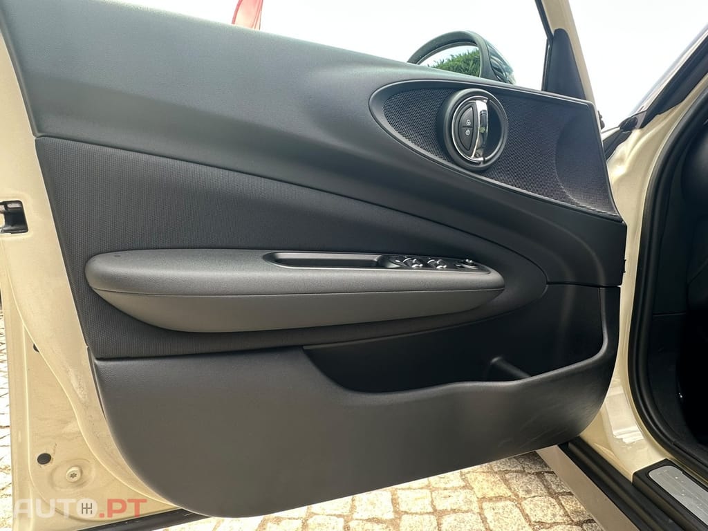 MINI Clubman One D — fotografia 18