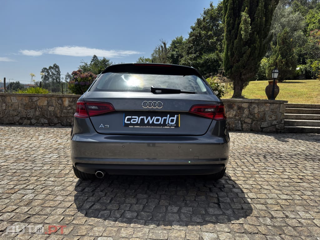 Audi A3 Sportback 1.6 TDi S-line