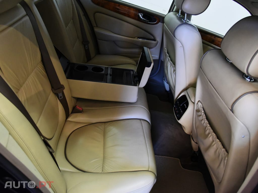 Jaguar XJ XJ6 2.7 D V6 Sovereign