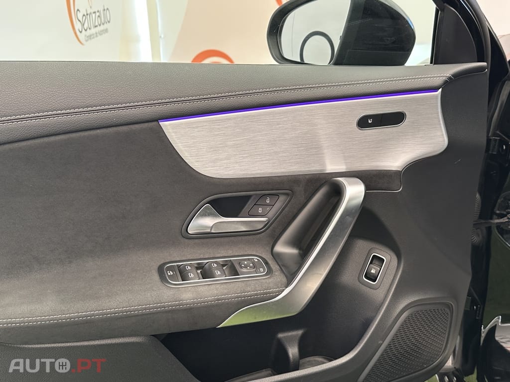 Mercedes-Benz A 250 e 8G-DCT AMG Line