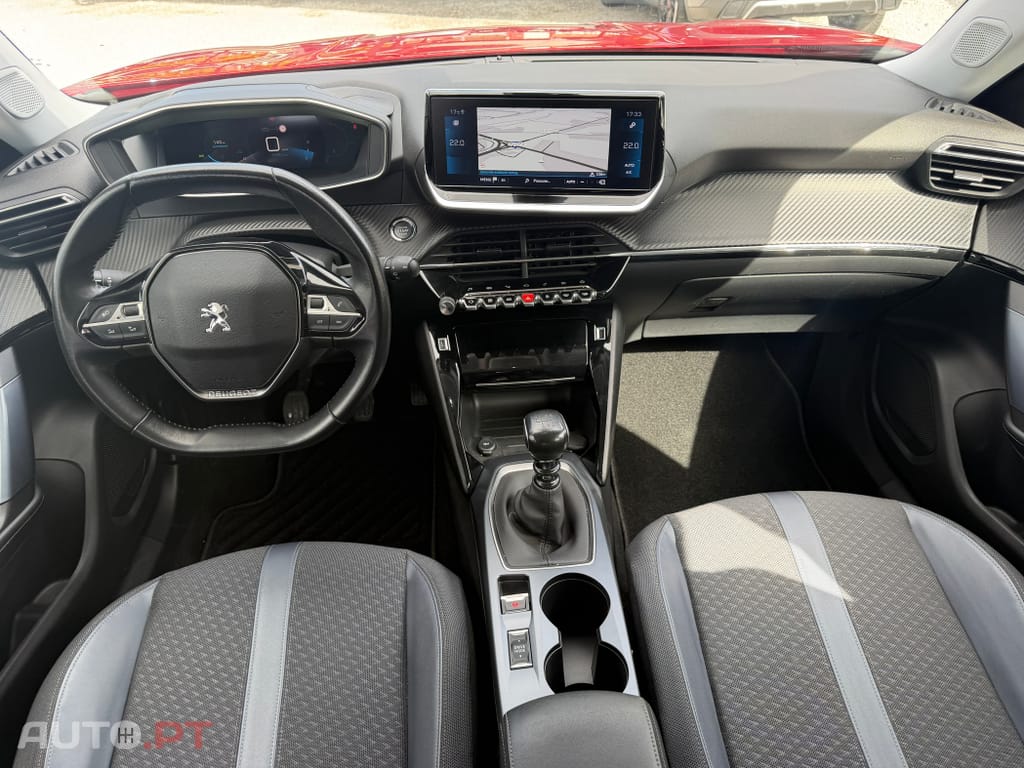 Peugeot 2008 1.2 PureTech Allure