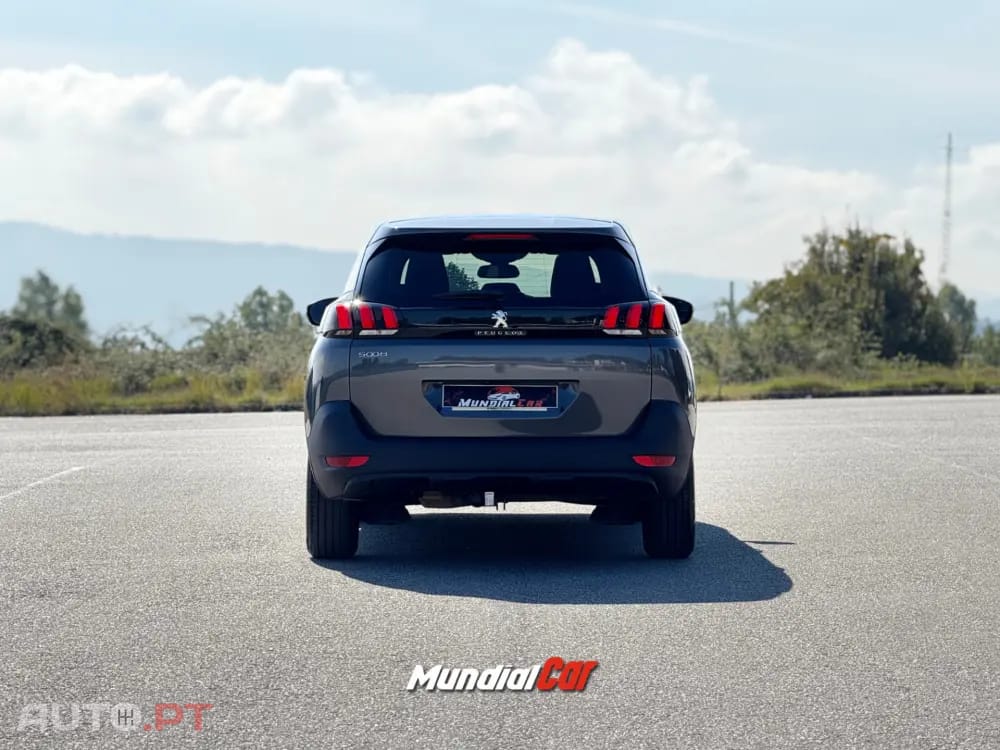 Peugeot 5008 1.2 PureTech Active Pack EAT8