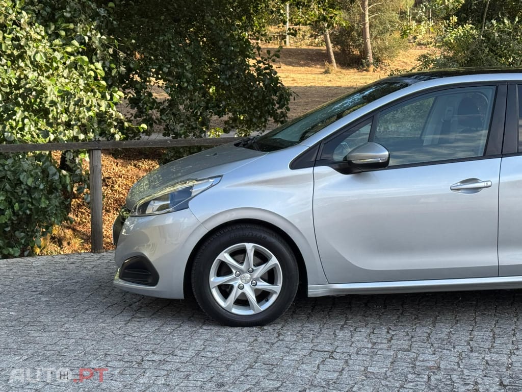 Peugeot 208 1.6 BlueHDi Allure