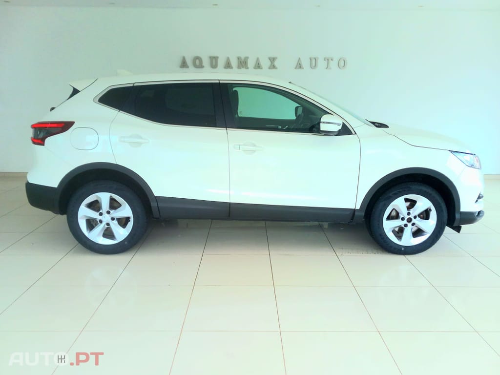 Nissan Qashqai 1.5 dCi N-Connecta Led