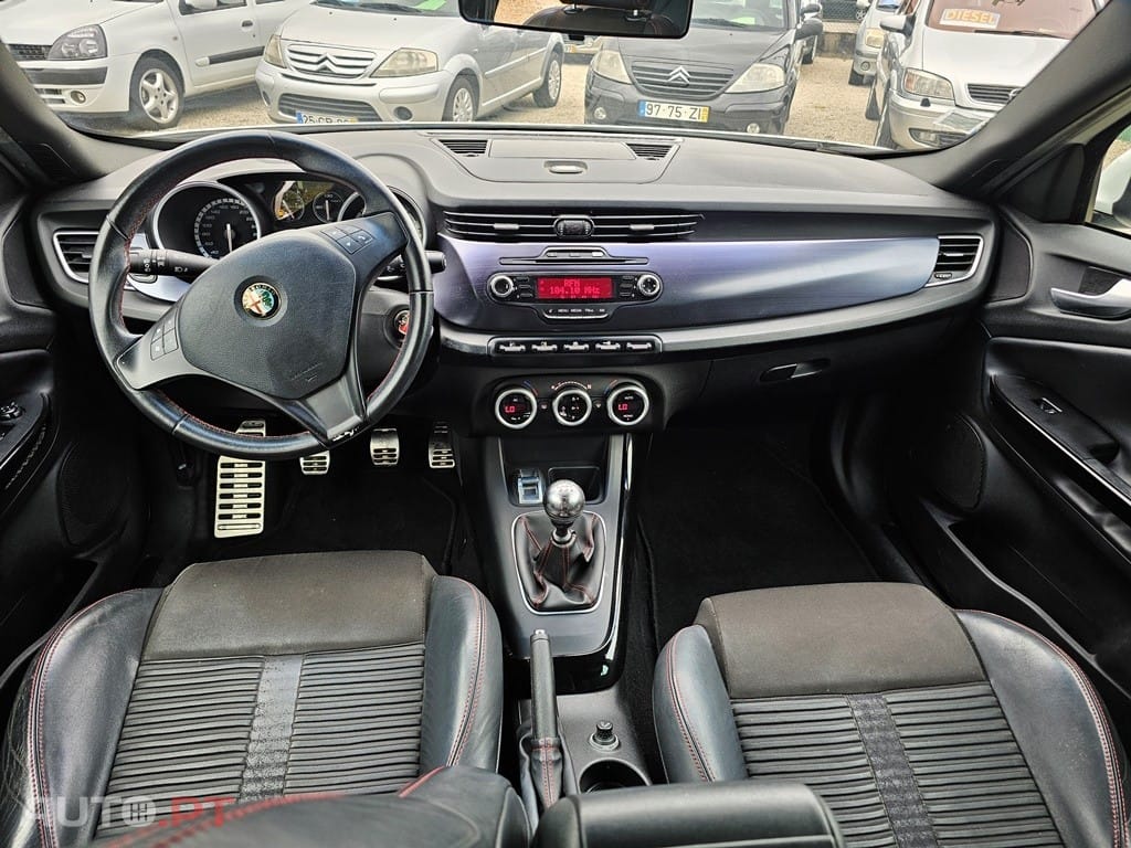 Alfa Romeo Giulietta 1.6 JTDm Distinctive
