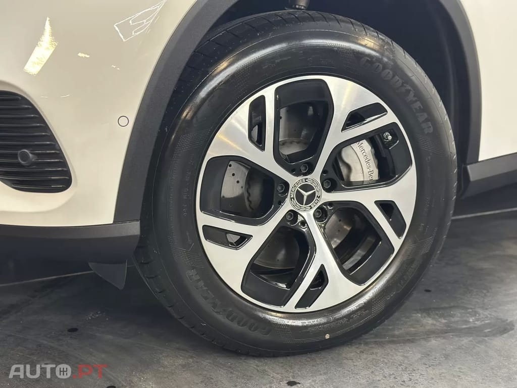 Mercedes-Benz GLC 300 e 4Matic