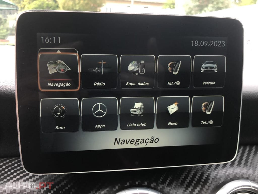 Mercedes-Benz CLA 200 AMG