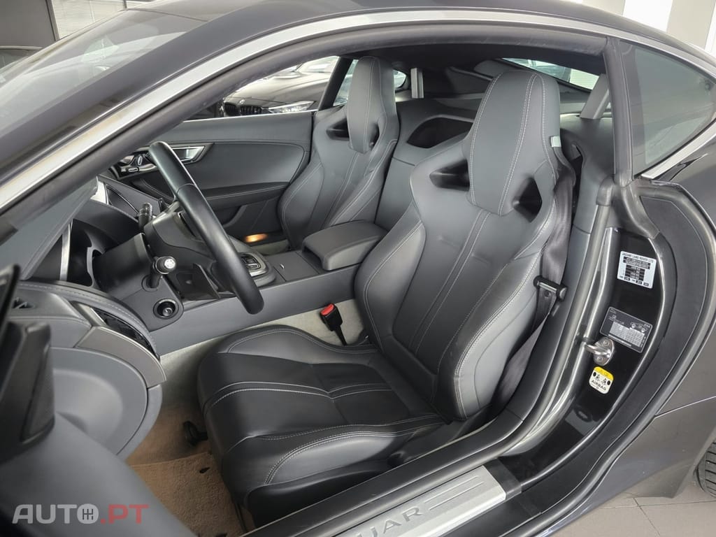 Jaguar F-Type 3.0 V6 S/C Auto