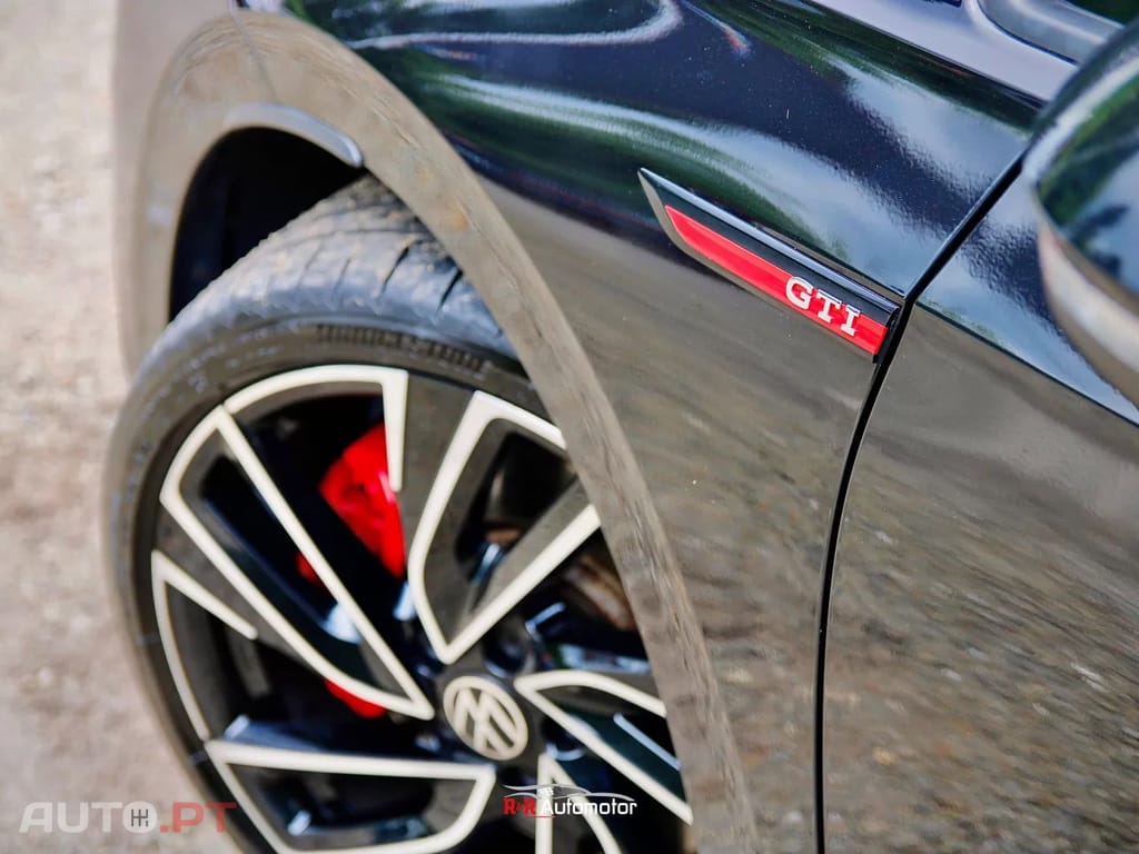 Volkswagen Golf 2.0 TSI GTI DSG Performance