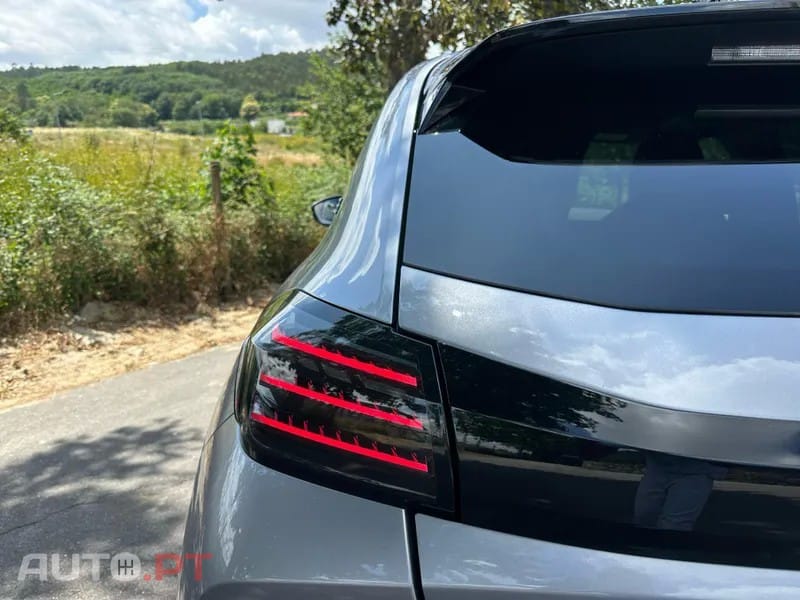 Peugeot E-208 50 kWh GT Pack