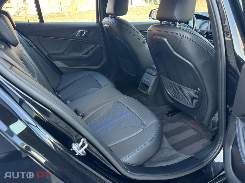 BMW 116 d Pack Desportivo M