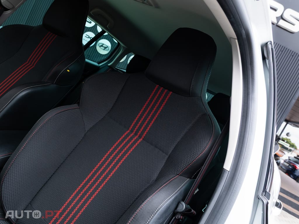 Renault Mégane Sport Tourer 1.5 Blue dCi R.S. Line
