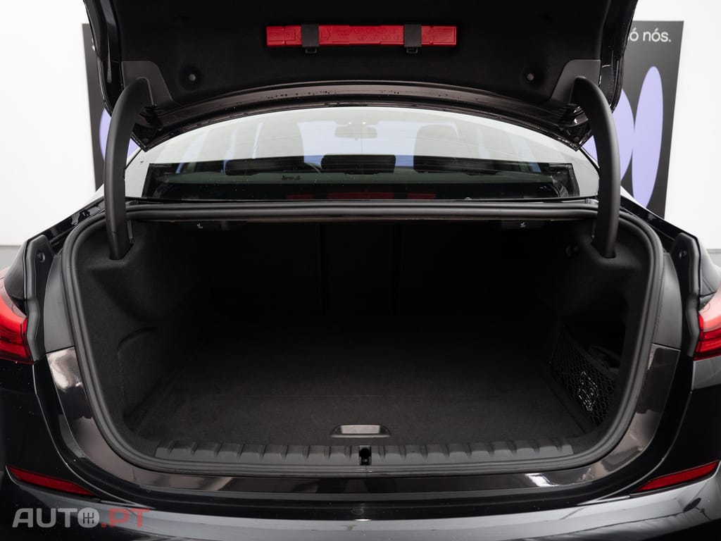 BMW 216 d Pack Desportivo M