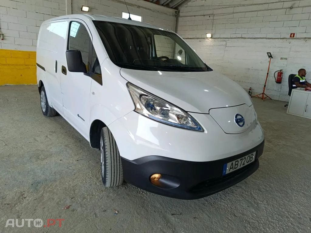Nissan NV200 4p Professional