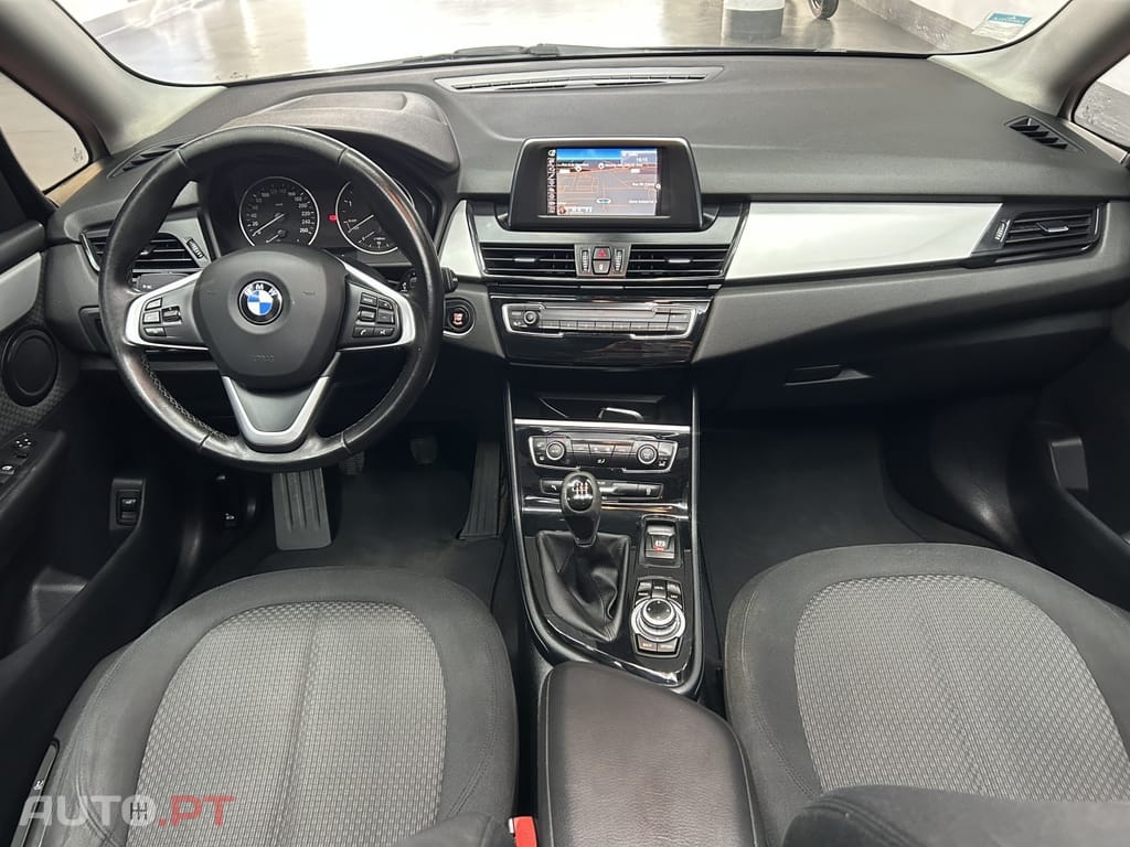 BMW 216 d 7L Advantage