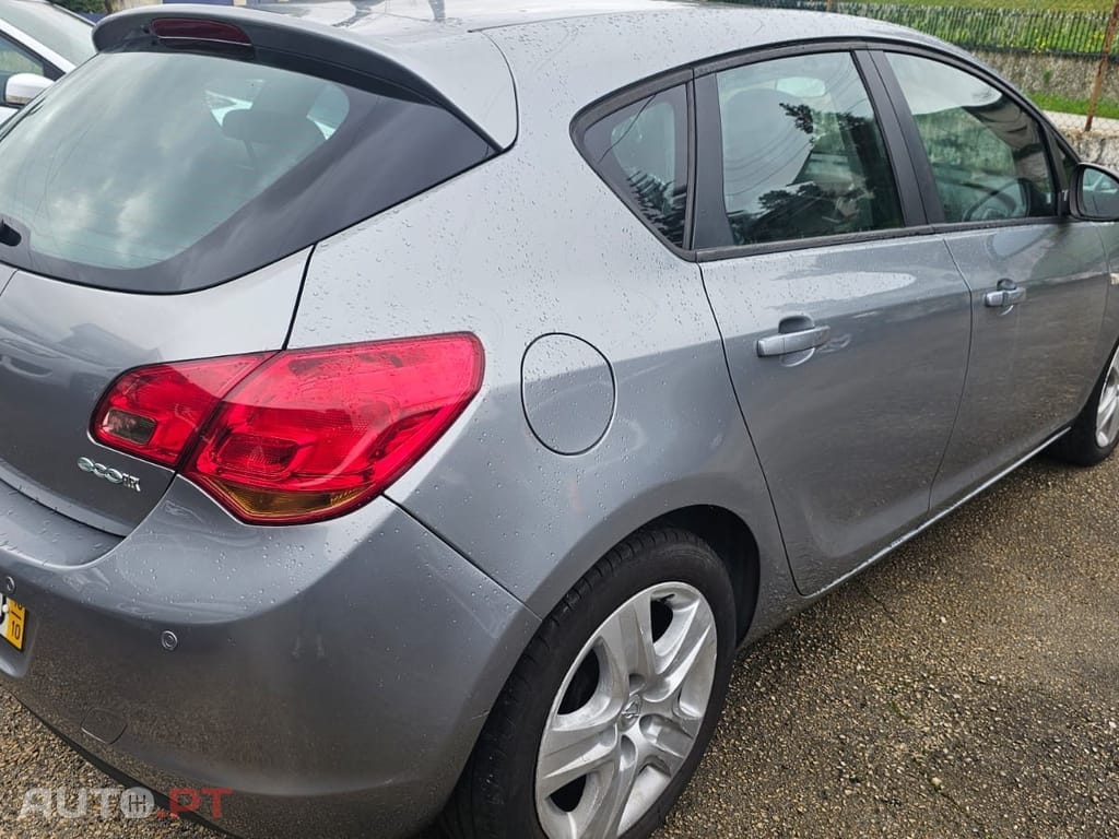 Opel Astra 1.3 CDTi Enjoy