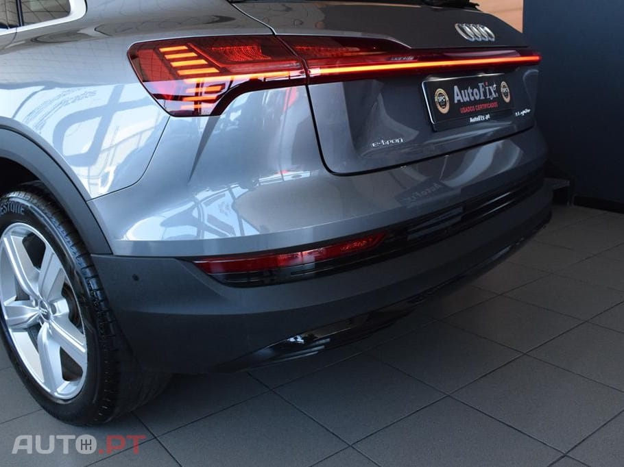 Audi E-Tron 55 quattro Advanced