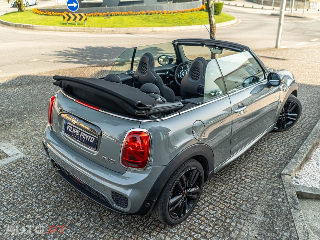 MINI Cabrio Cooper Premium Extra JCW Auto