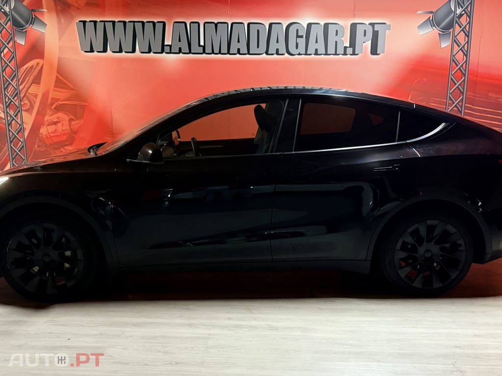 Tesla Model Y Long Range Tração Integral