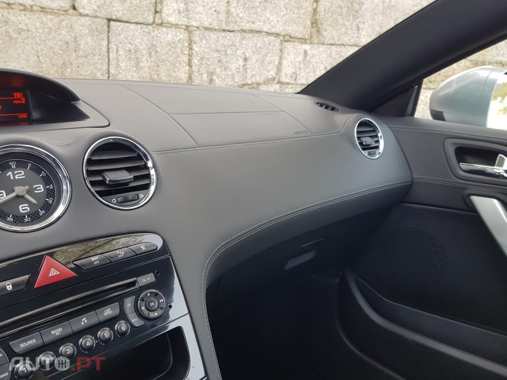 Peugeot RCZ 1.6 THP