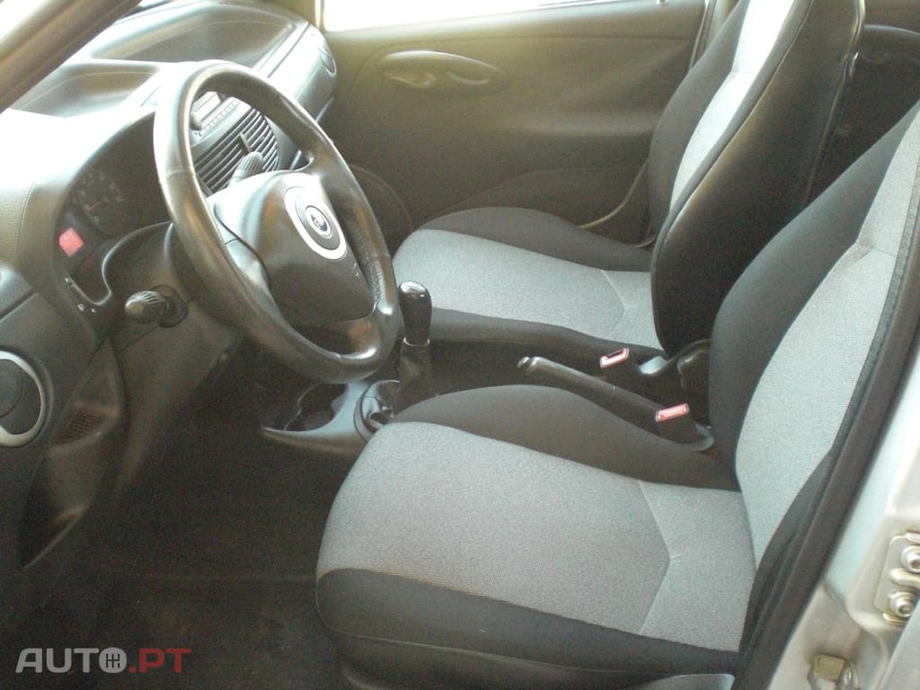 Fiat Punto 70 JTD Multijet Active