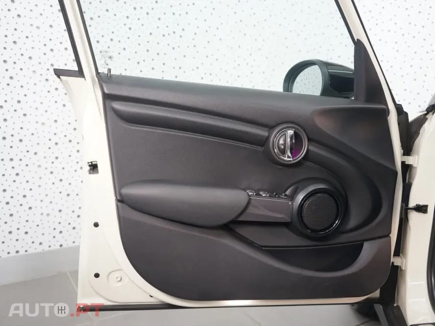MINI Cooper Auto