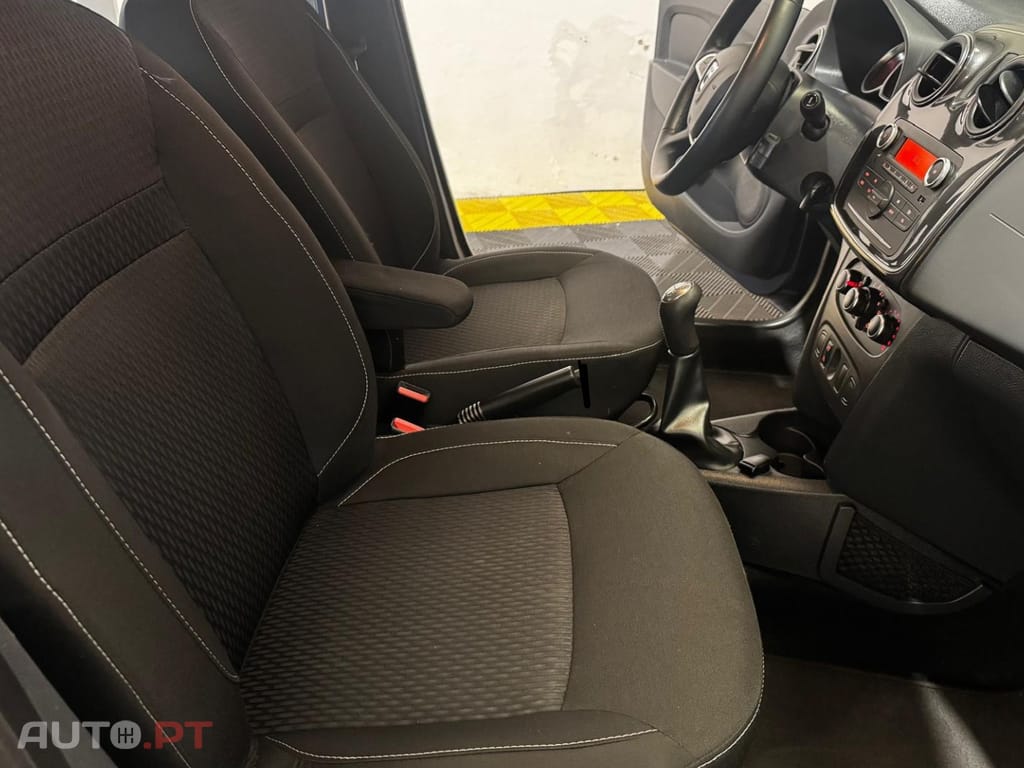 Dacia Sandero 1.0 Sce Essential