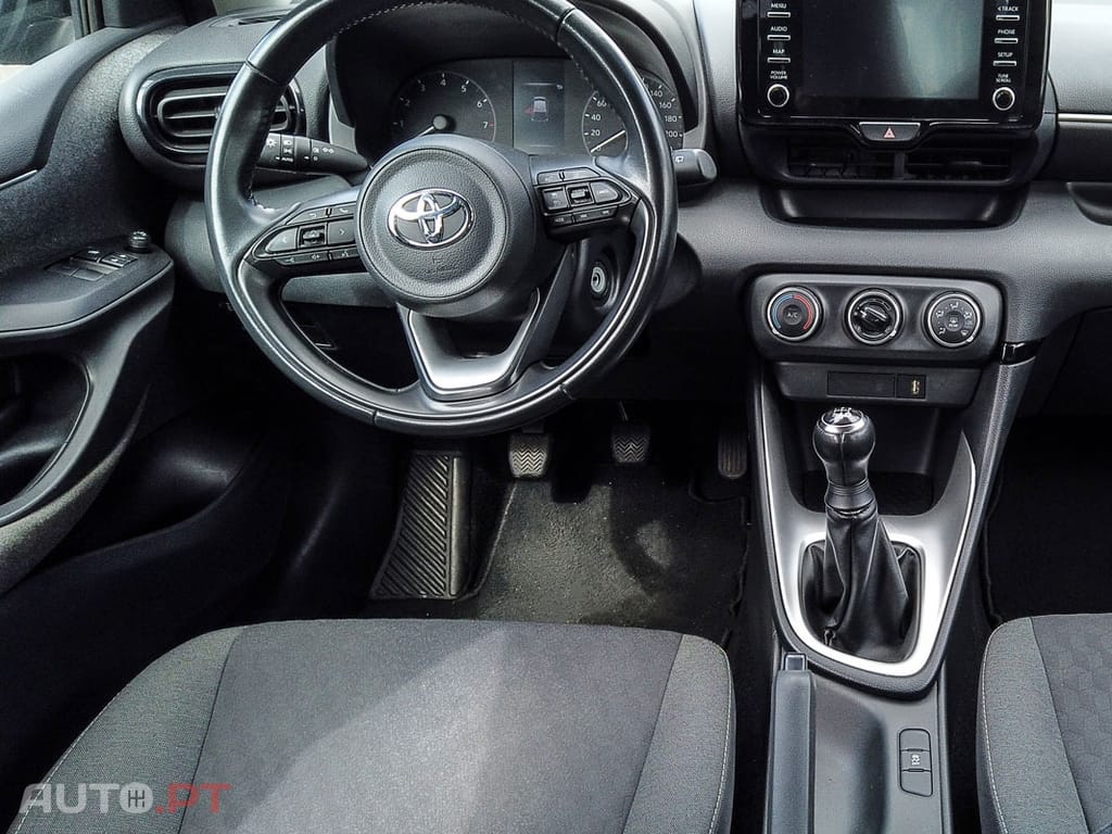 Toyota Yaris Confort Plus