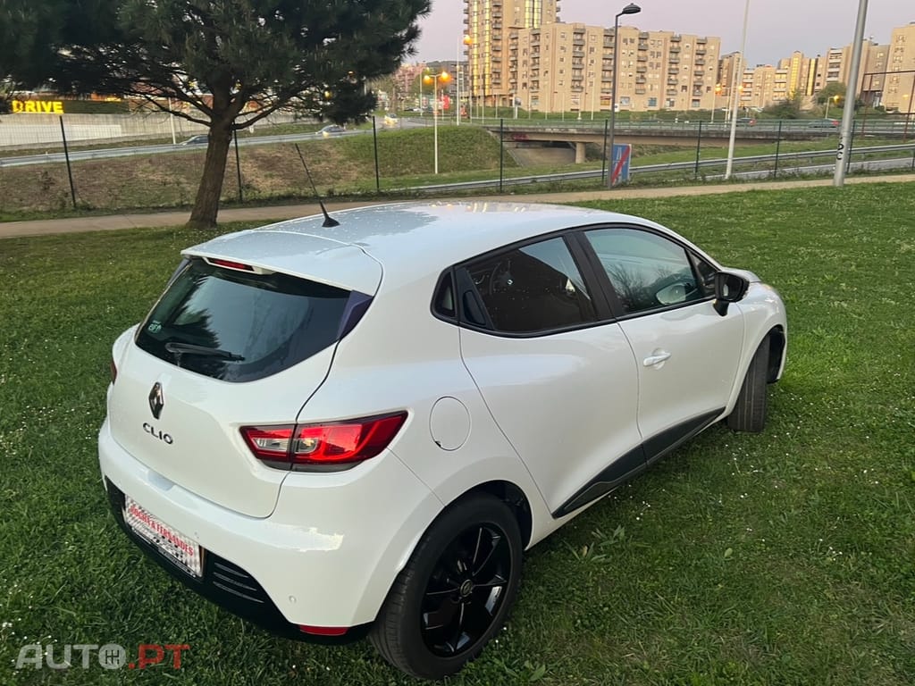 Renault Clio LIMITED 2018