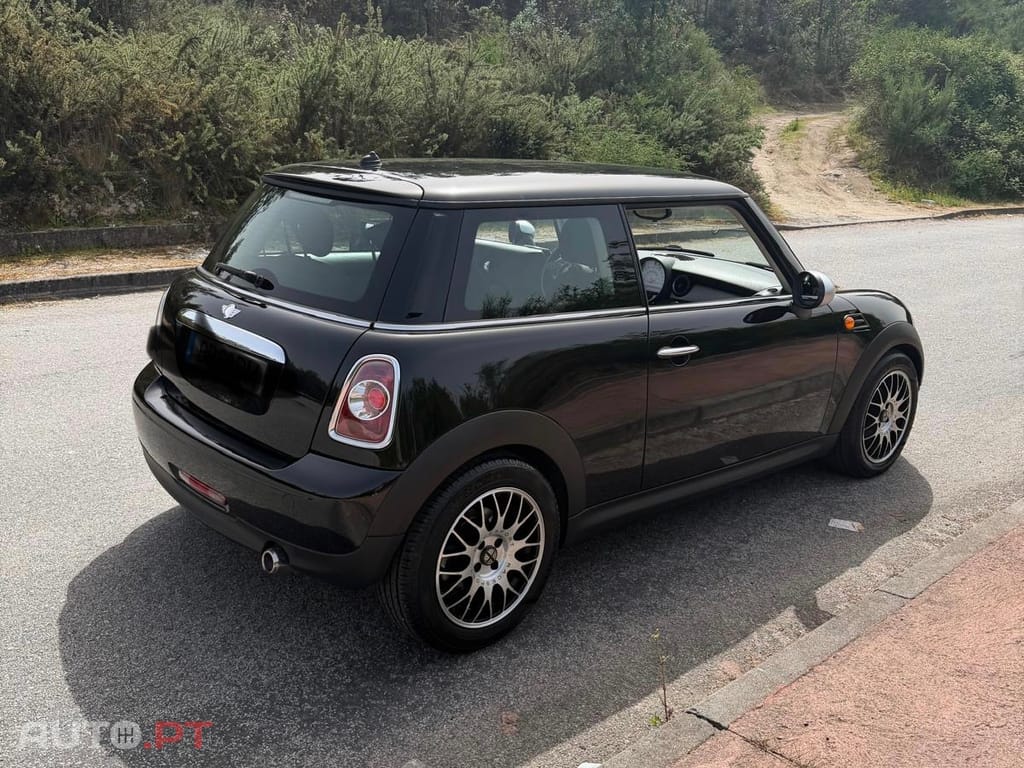 MINI Cooper D