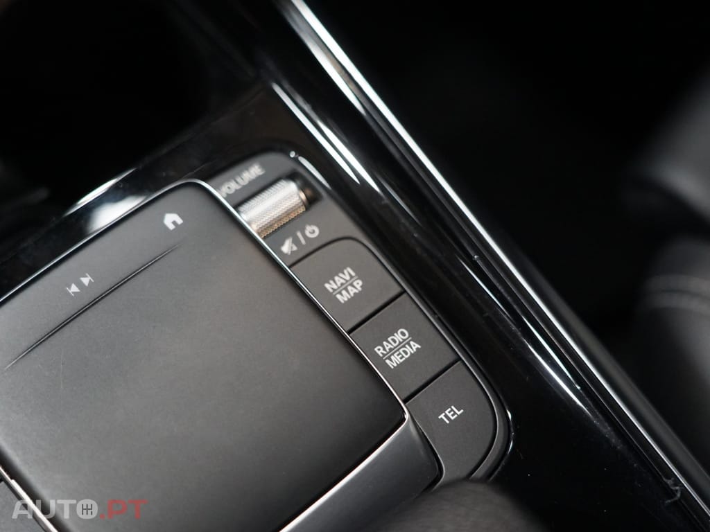 Mercedes-Benz GLB 200 d DCT