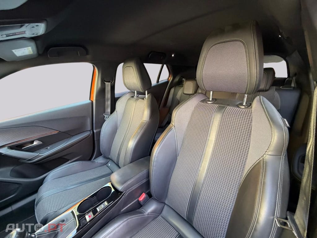 Peugeot 2008 1.2 GT Line