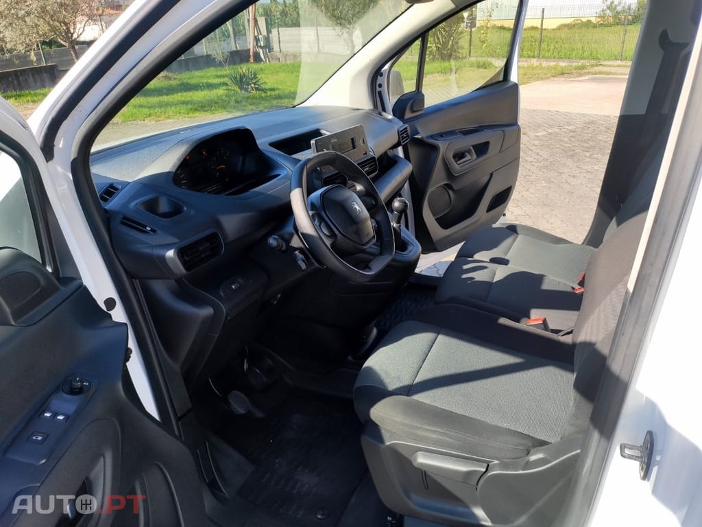 Peugeot Partner 1.5 BlueHDi Asphalt Longa
