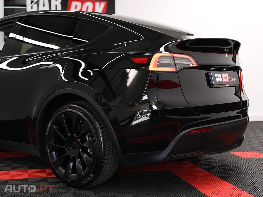 Tesla Model Y Tração Traseira