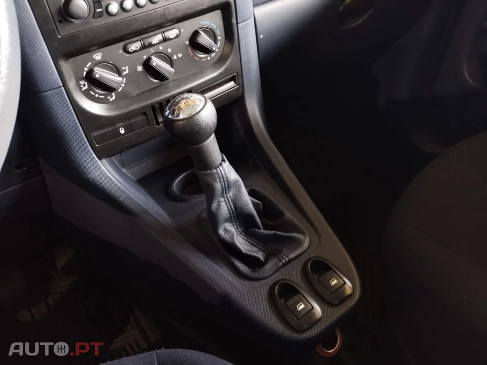 Peugeot 1007 1.4 HDI Trendy