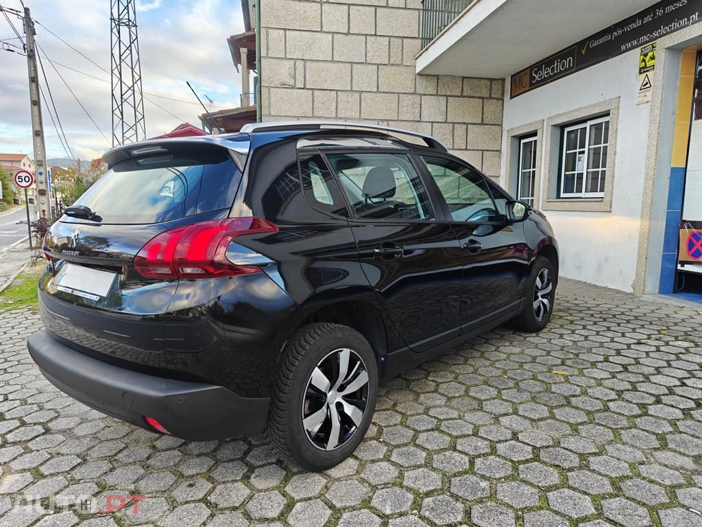 Peugeot 2008 1.5 BlueHDi Style