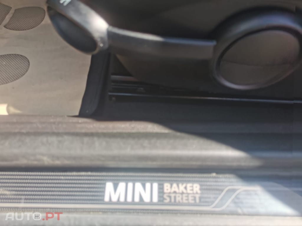 MINI Cooper Cooper D Baker Street