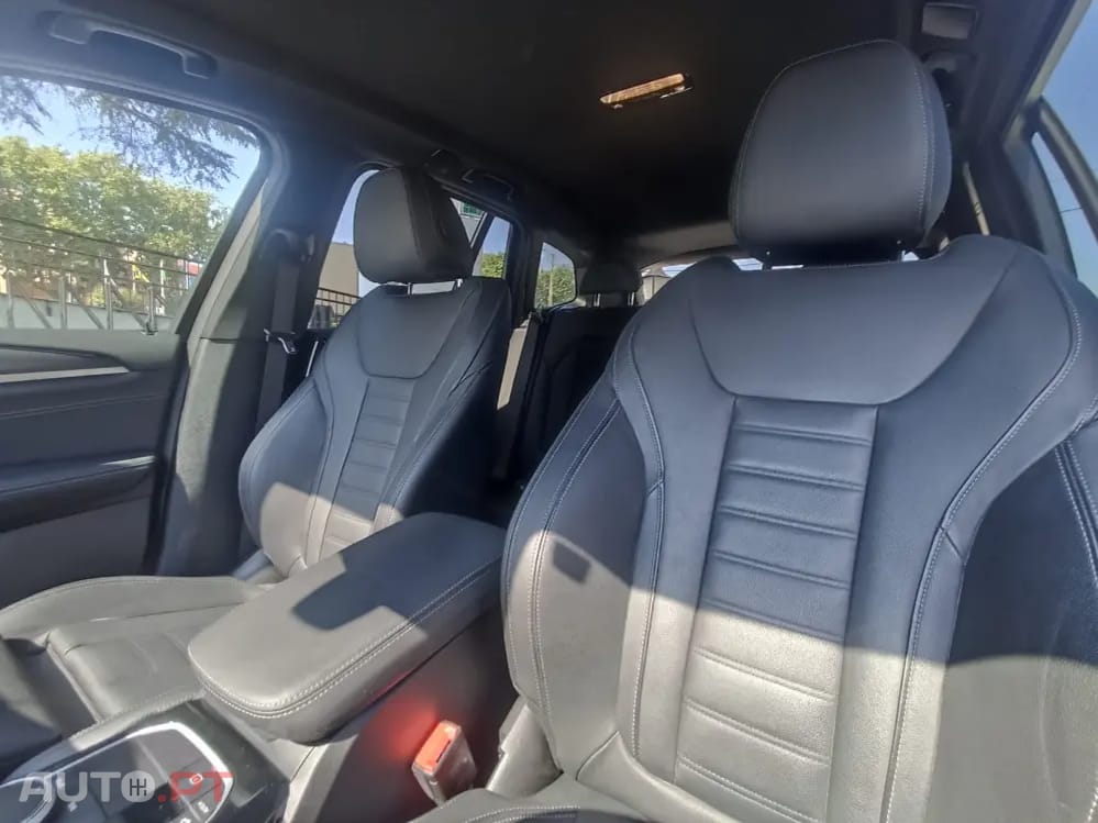 BMW X3 30 e xDrive Pack M Desportivo Pro