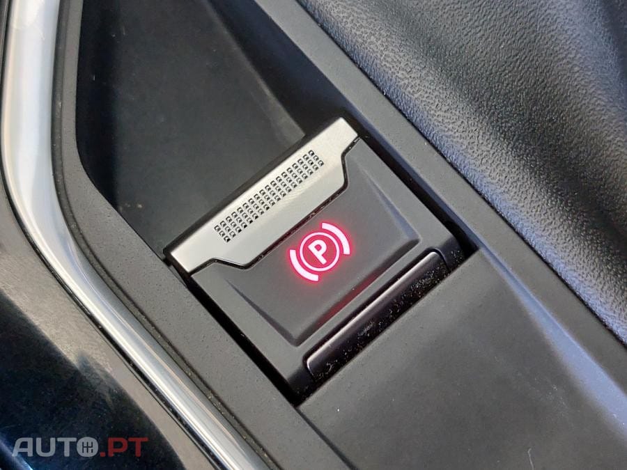 Peugeot 5008 1.5 BlueHDi Allure