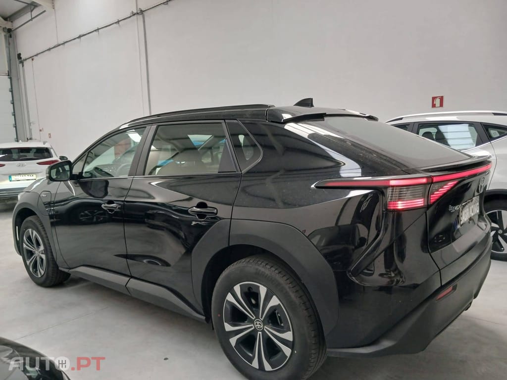 Toyota bZ4X 71,4 kWh Exclusive