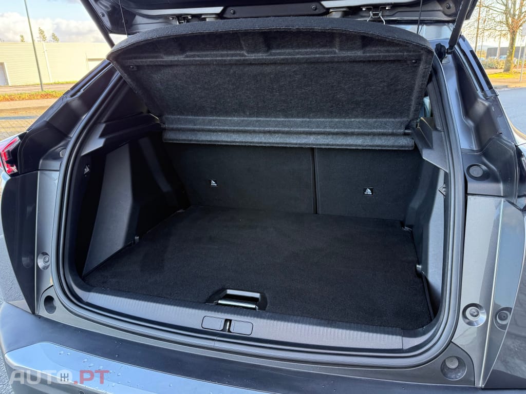 Peugeot 2008 1.2 PureTech GT Line EAT8